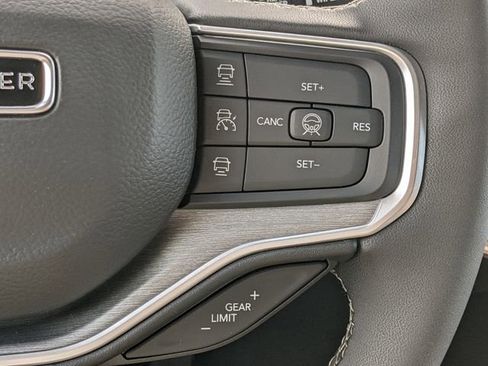 New 2026 Jeep Grand Wagoneer w/ HD Trailer Tow Package image 21