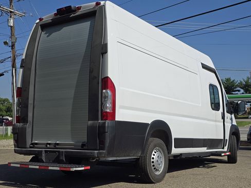 Used 2024 RAM ProMaster 3500 w/ Delivery Van Package image 7