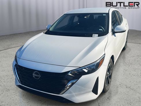 Used 2024 Nissan Sentra SV image 4