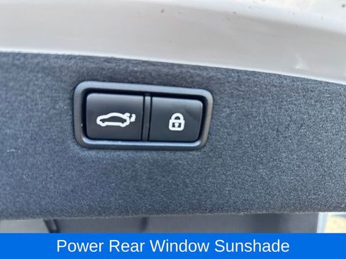 Used 2017 Genesis G80 3.8 w/ Option Group 03 image 32