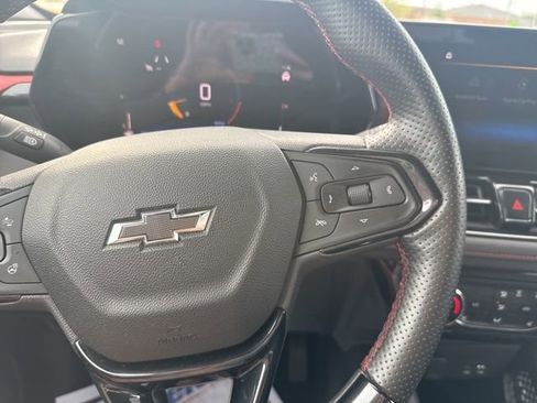 Certified 2024 Chevrolet TrailBlazer RS FWD image 32