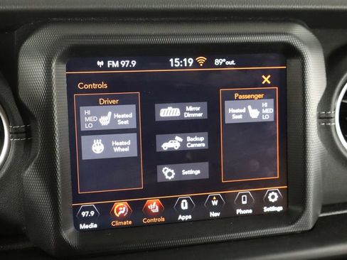 Used 2023 Jeep Wrangler Unlimited Sahara w/ Cold Weather Group AWD/4WD image 32