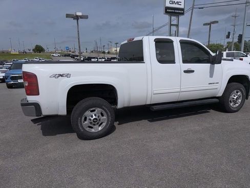 Used 2013 Chevrolet Silverado 2500 LT w/ Convenience Package AWD/4WD image 13