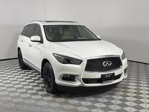Used 2018 INFINITI QX60 FWD w/ Premium Plus Package image 3