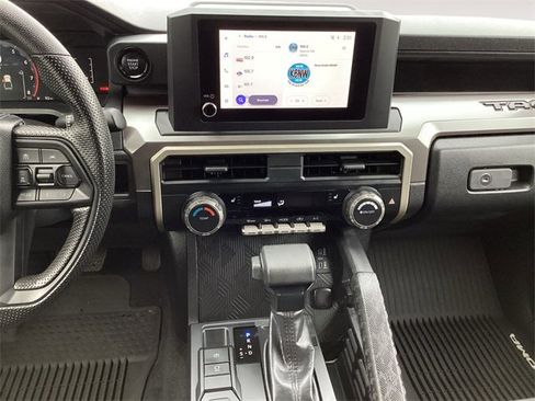 Certified 2024 Toyota Tacoma SR5 image 11