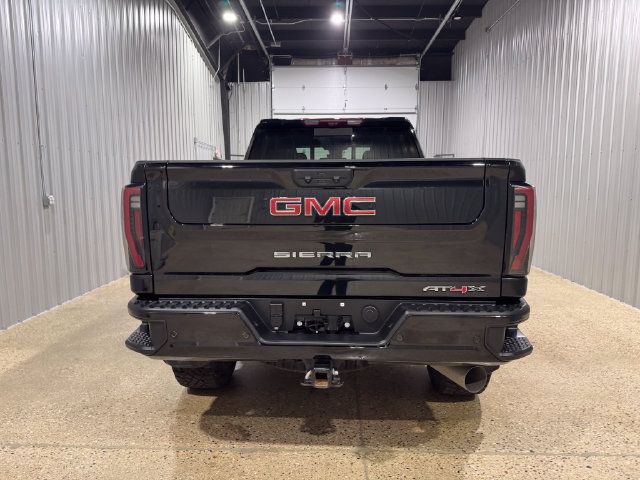 Used 2025 GMC Sierra 2500 AT4X AWD/4WD image 7