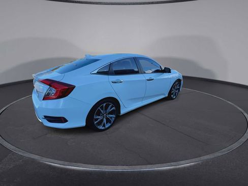 Used 2019 Honda Civic Touring image 8