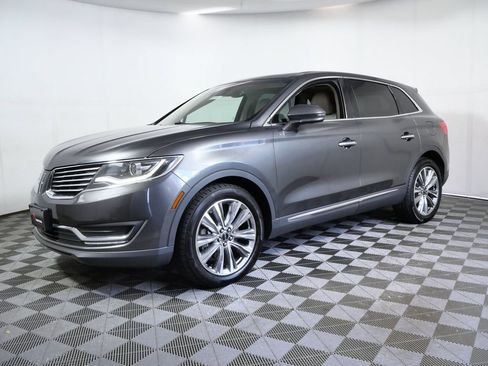 Used 2017 Lincoln MKX Reserve w/ Lincoln MKX Climate Package AWD/4WD image 5