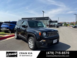 Used 2017 Jeep Renegade Latitude w/ Cold Weather Group AWD/4WD video 1