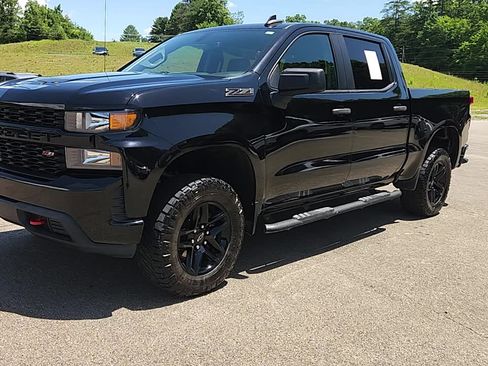 Used 2021 Chevrolet Silverado 1500 Custom Trail Boss AWD/4WD image 1