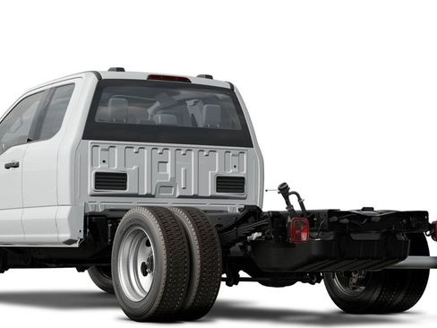 New 2024 Ford F450 XL image 2