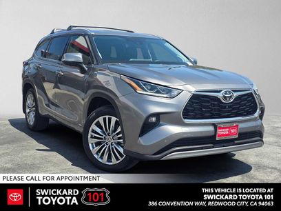 Used 2026 Toyota Highlander Platinum