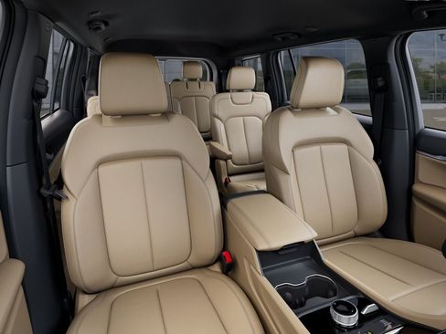 New 2026 Jeep Grand Cherokee L Limited AWD/4WD image 16
