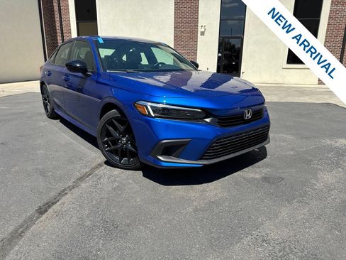 Used 2024 Honda Civic Sport image 1