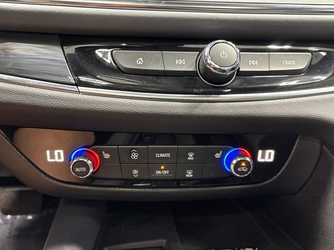 Used 2023 Buick Enclave Essence w/ Experience Buick Package AWD/4WD image 33