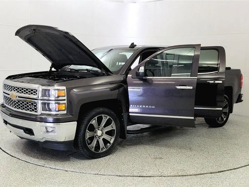 Used 2015 Chevrolet Silverado 1500 LTZ w/ LTZ Plus Package AWD/4WD image 10