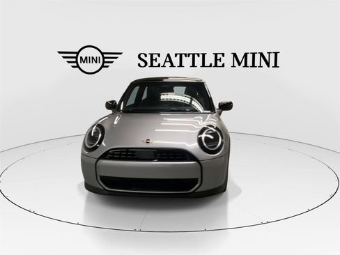 New 2026 MINI Cooper 2-Door Hardtop FWD image 4
