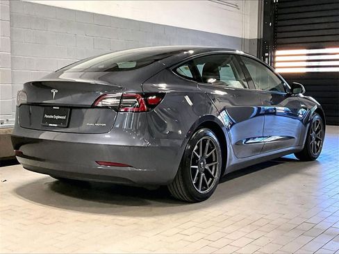 Used 2021 Tesla Model 3 Long Range image 17