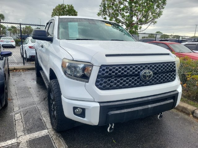 Used 2021 Toyota Tundra SR5 w/ SX Package RWD image 3
