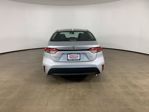 Used 2023 Toyota Corolla LE image 10