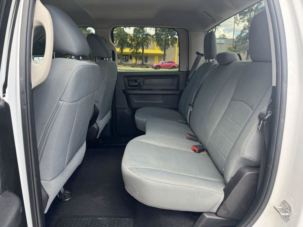 Used 2020 RAM 1500 Tradesman w/ Chrome Plus Package RWD image 10