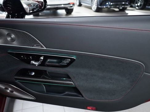 New 2025 Mercedes-Benz SL 63 AMG 4MATIC image 11