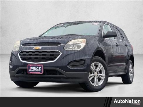 Used 2017 Chevrolet Equinox LS image 1