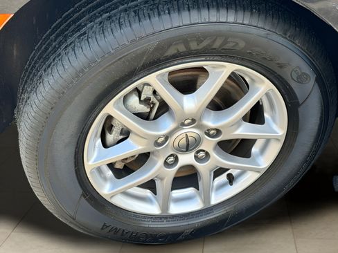 Used 2023 Chrysler Pacifica Touring-L FWD image 20