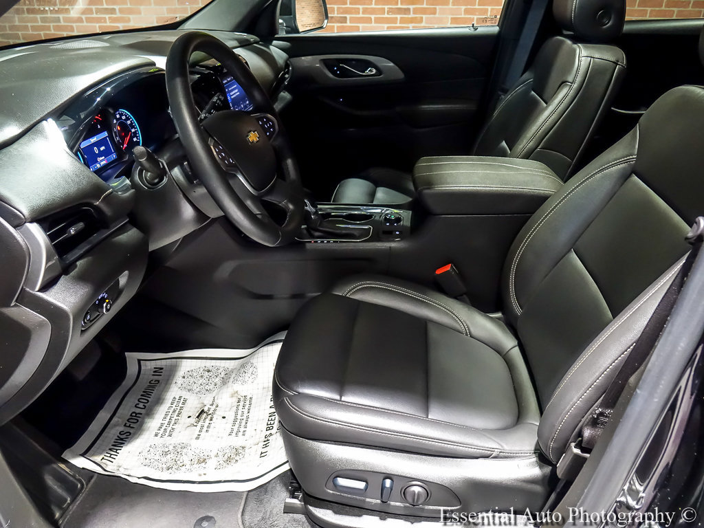 Used 2023 Chevrolet Traverse LT w/ LT Premium Package AWD/4WD image 12