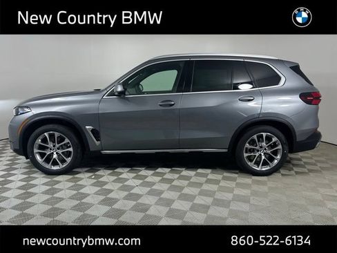New 2026 BMW X5 xDrive40i w/ Climate Comfort Package AWD/4WD image 4