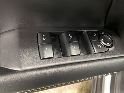 Used 2025 GMC Terrain Elevation image 24