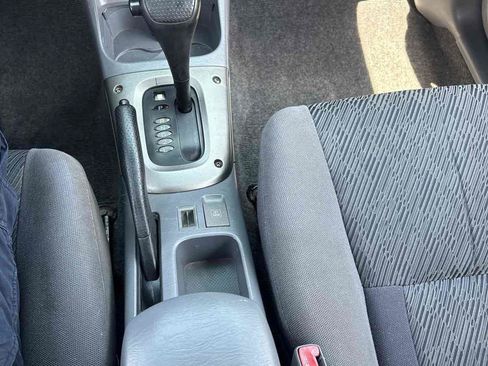 Used 2001 Toyota RAV4 2WD image 17