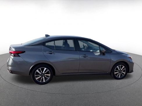 Used 2025 Nissan Versa SV FWD image 15