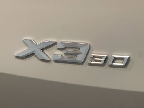 Used 2025 BMW X3 xDrive30i w/ Convenience Package image 24