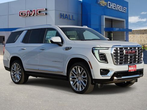 New 2026 GMC Yukon Denali w/ Denali Reserve Package AWD/4WD image 1