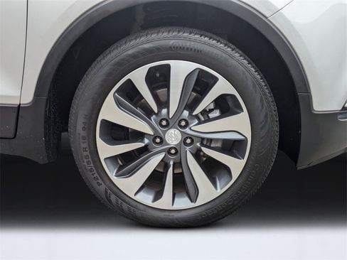 Used 2022 Buick Encore Preferred w/ Safety Package image 11