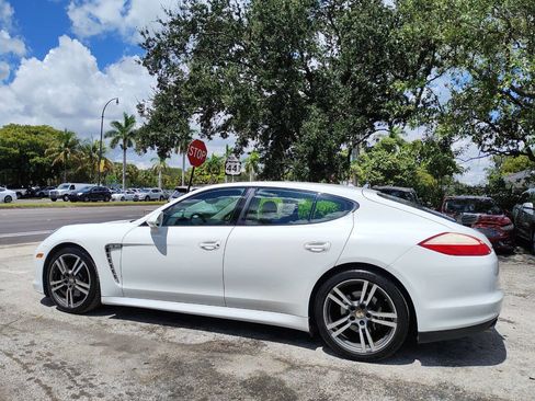 Used 2013 Porsche Panamera image 7