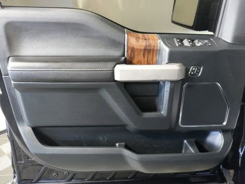 Used 2019 Ford F150 Lariat w/ Equipment Group 502A Luxury image 34