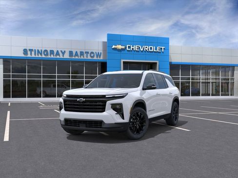 New 2026 Chevrolet Traverse LT w/ Midnight/Sport Edition FWD image 8