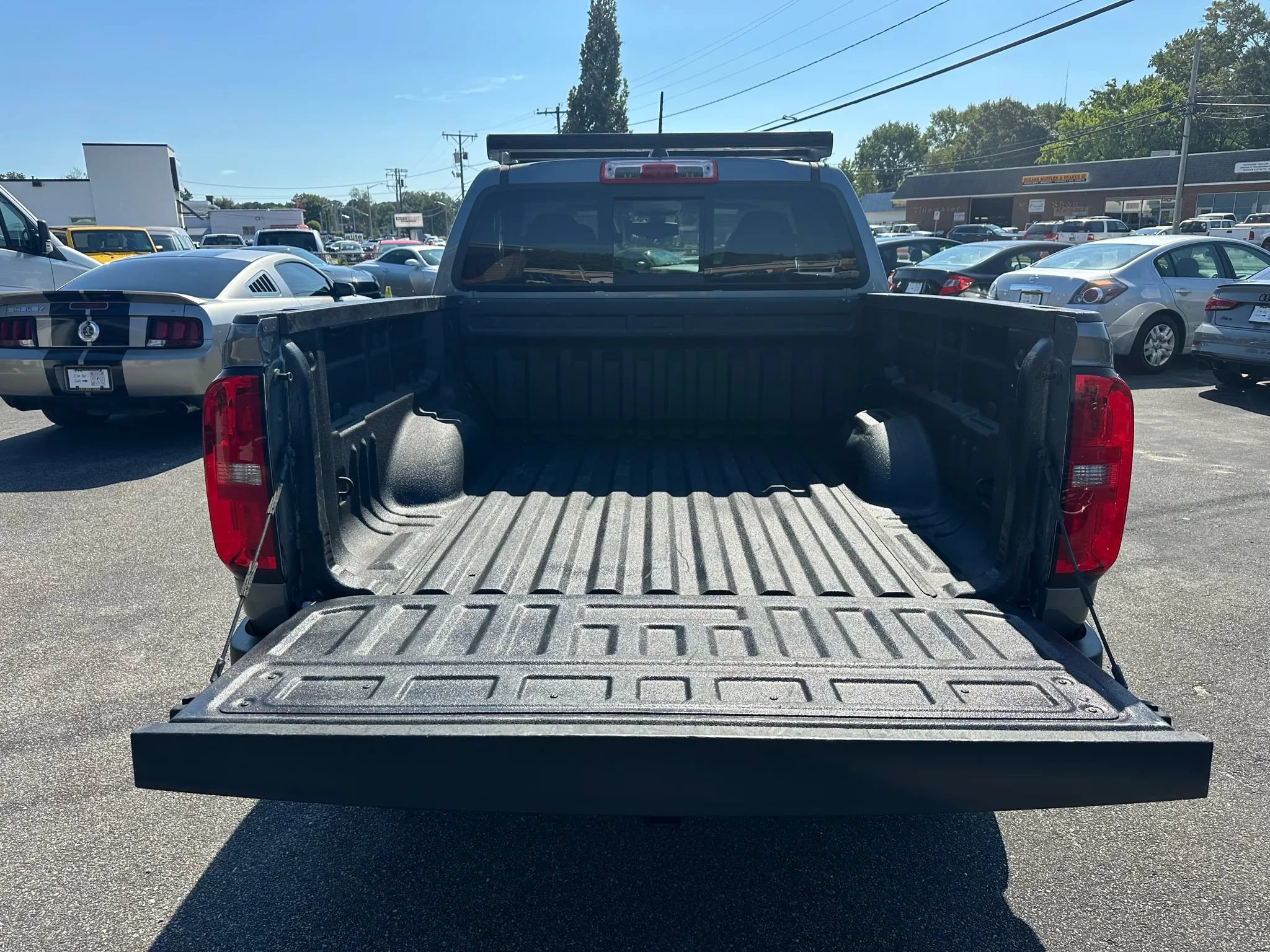 Used 2022 Chevrolet Colorado LT w/ Luxury Package AWD/4WD image 10