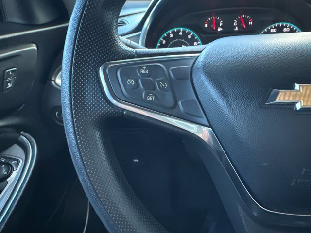 Used 2021 Chevrolet Malibu LT FWD image 17