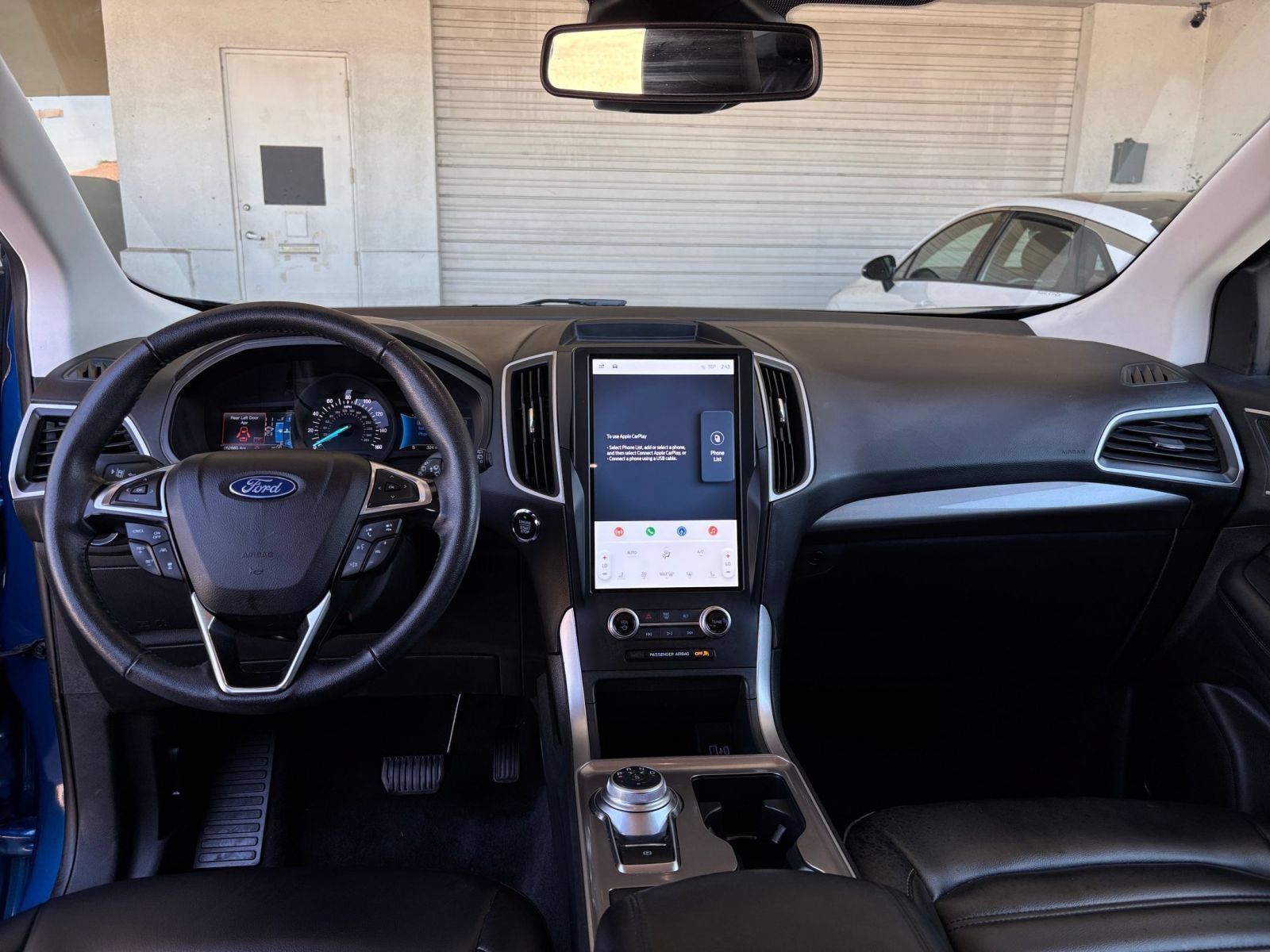 Used 2024 Ford Edge SEL AWD/4WD image 32