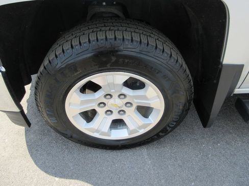 Used 2015 Chevrolet Silverado 1500 LT w/ All Star Edition AWD/4WD image 15