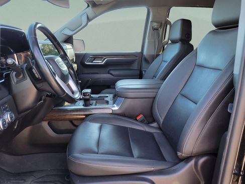 Used 2024 GMC Sierra 1500 Elevation w/ Elevation Premium Package RWD image 15