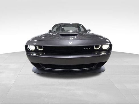 Used 2016 Dodge Challenger SRT Hellcat image 2