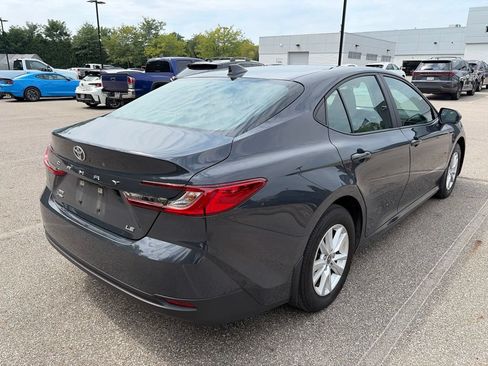 Used 2025 Toyota Camry LE AWD/4WD image 8