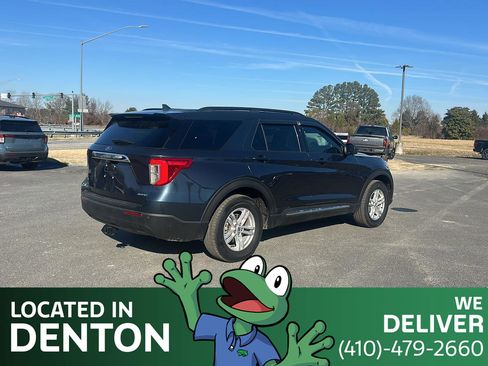 Used 2023 Ford Explorer XLT image 5