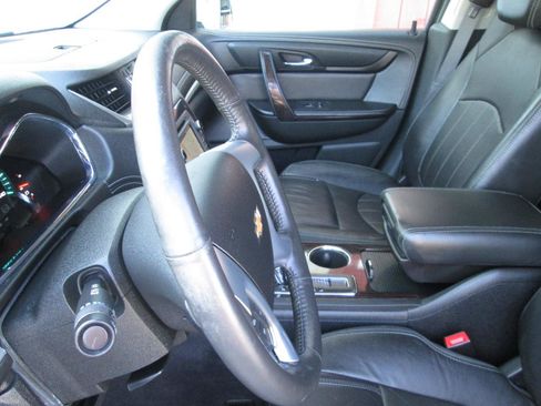 Used 2015 Chevrolet Traverse LTZ AWD/4WD image 23