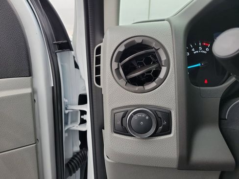 New 2026 Ford E-350 and Econoline 350 Super Duty w/ Power Equipment Group image 24