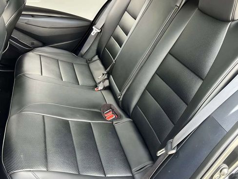 Used 2021 Toyota Corolla SE FWD image 11
